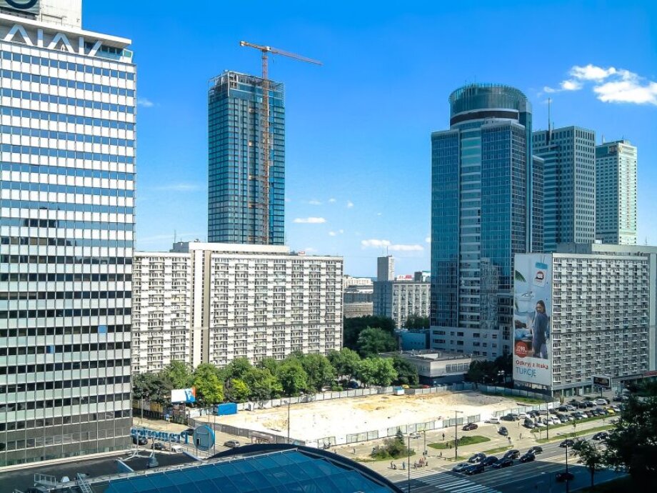 Warsaw office market boosted by banking and finance sector