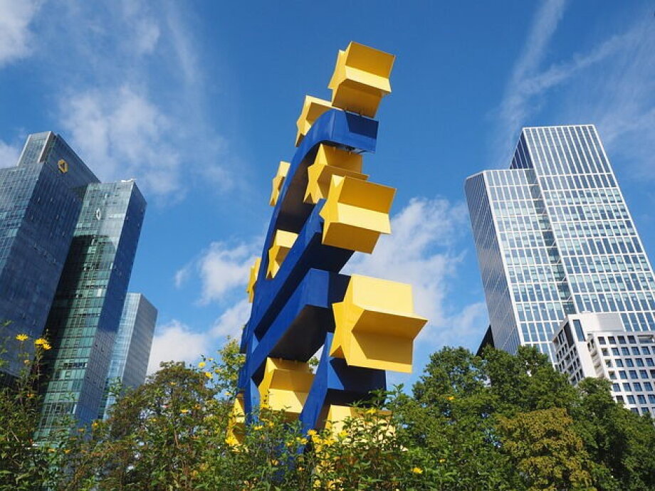 Polish central bank’s head protected by EU laws - Lagarde