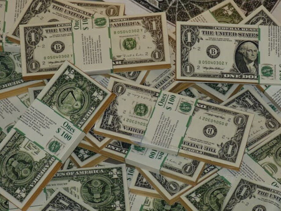 The dollar so weak złoty has approached the profitability barrier for Polish exports