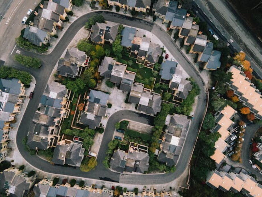 Arche no longer plans investments exclusively for residential