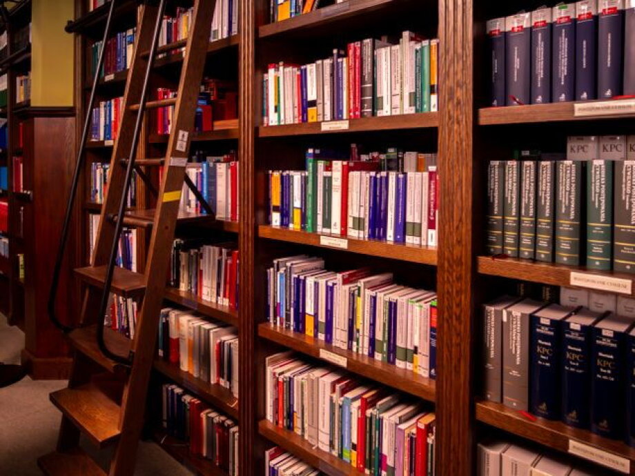 Writers getting PLN 3 for book that costs PLN 60 in Polish publication market