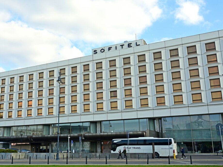 Sofitel Warsaw Victoria sold to DeSilva