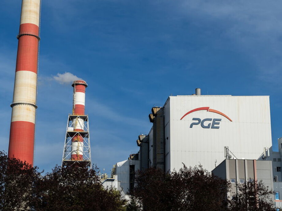 PGE quarterly profit reaches PLN 2.06 billion