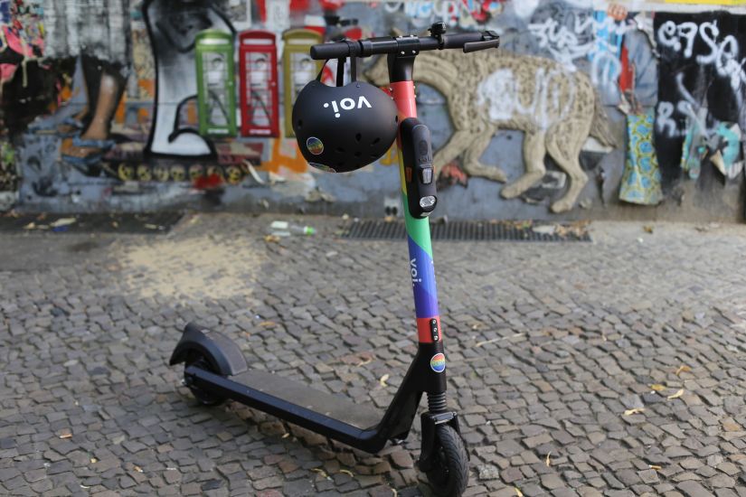 Electric scooters bring new profession to Poland