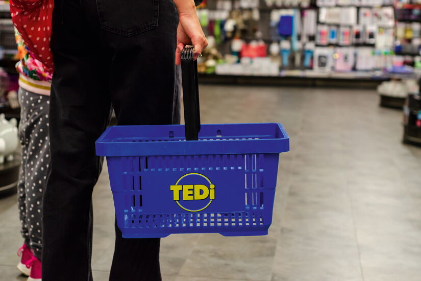 Discount stores boom as inflation hits pockets