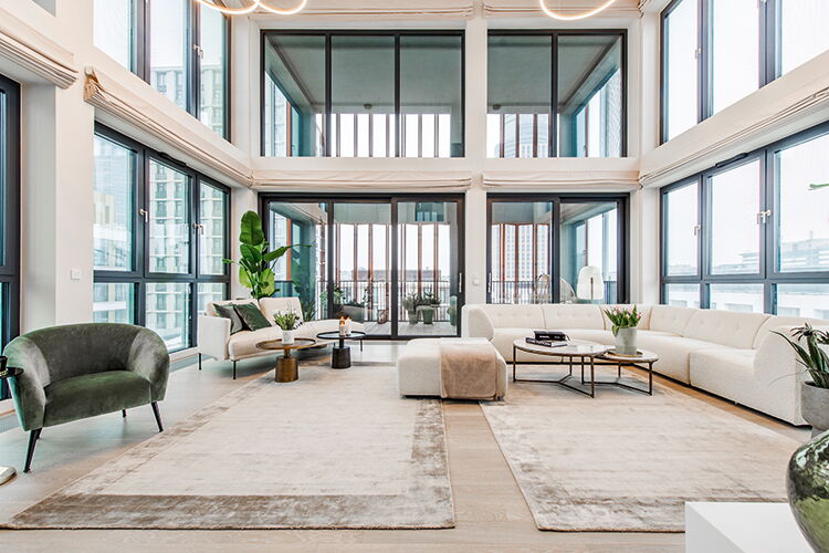 An Exquisite Penthouse in the Heart of Warsaw's Breweries